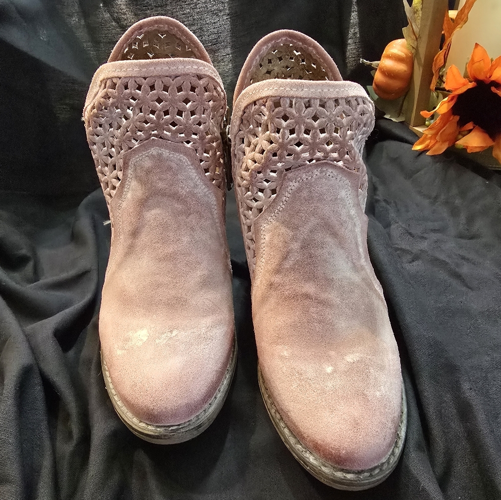 Circle G Booties